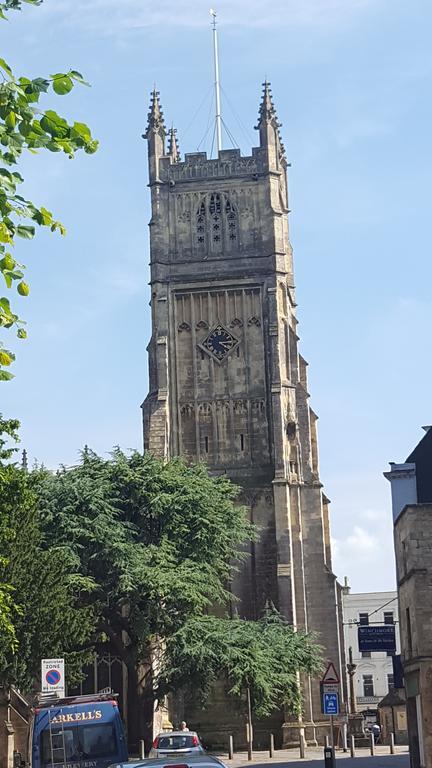 Walkers Court By Treetop Property Cirencester Luaran gambar